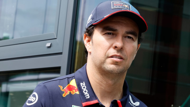 Sergio Perez dürfte keine Zukunft an der Seite von Max Verstappen haben.  (Bild: AP ( via APA) Austria Presse Agentur/ASSOCIATED PRESS)