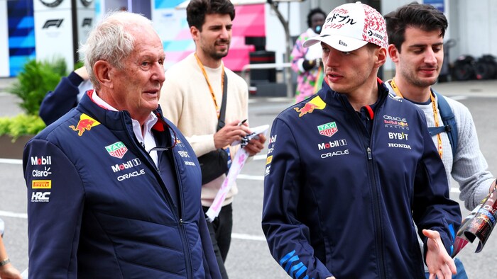 Helmut Marko (l.) and Max Verstappen