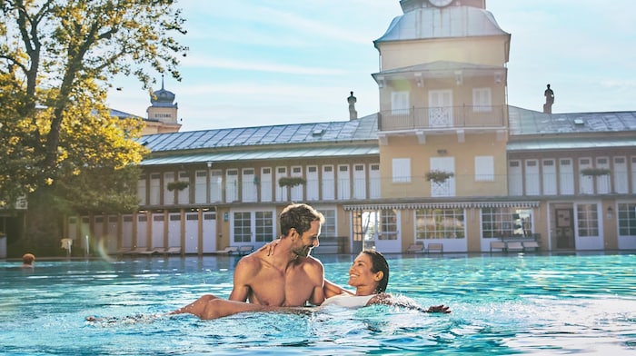 The historic thermal baths in Bad Vöslau are fed by the mineral water spring.