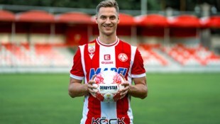 Ab sofort schnürt Dennis Dressel die Kickschuhe für den GAK.