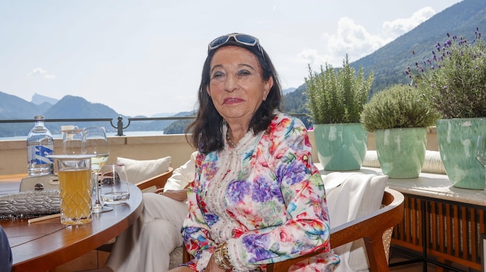 Grande Dame der Autovermietung: Regine Sixt genoss den Ausblick auf den Fuschlsee.
