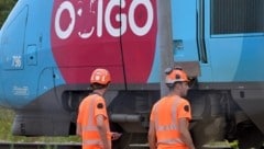 Arbeiter bei einem Schnellzug in Frankreich (Bild: Jean-Francois Monier)