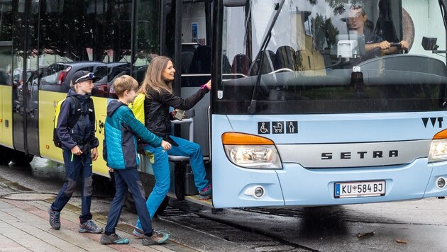 The Zoller family plans most excursions by bus and train. (Bild: VVT/Florian Lechner)