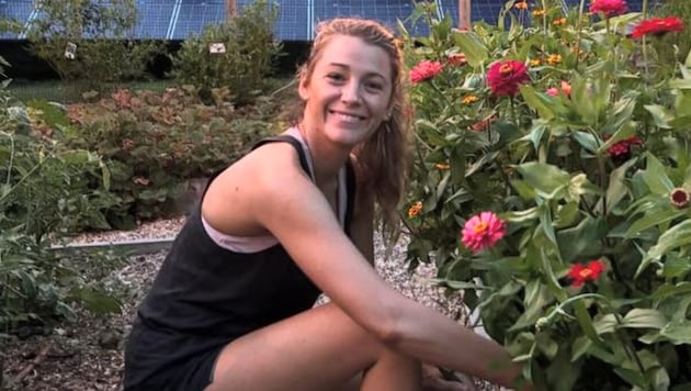 Blake Lively liebt liebt Blumen über alles. (Bild: Instagram/Blake Lively)