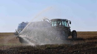 Ein Landwirt half bei den Löscharbeiten mit
