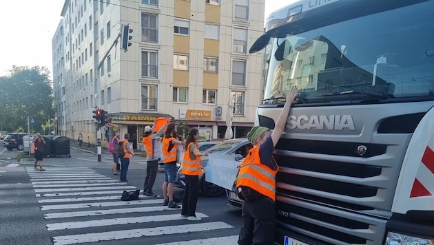 Auf der Wiener Straße gab es kein Durchkommen. (Bild: Extinction Rebellion)