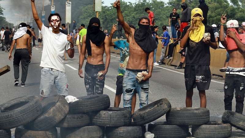 Protests broke out in Venezuela following Maduro's re-election. (Bild: AFP/Juan Carlos Hernandez)