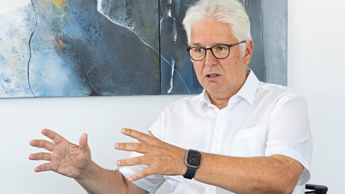 Huss versteht Aufregung nicht und versucht zu kalmieren.