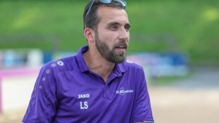 Admira-Linz-Jahrhundertspieler Leon Sokrat (38).