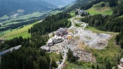 Das „Six Senses“-Luxus-Resort am Pass Thurn. (Bild: Greenpeace/Kobal)