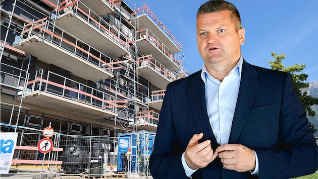 Construction costs have risen sharply since 2020, while interest rates have also climbed and lending rules have become stricter - all of which has caused new construction to slump. "I expect significant impetus," says DAN kitchen boss Ewald Marschallinger. (Bild: Krone KREATIV/Christof Birbaumer, Markus Wenzel)