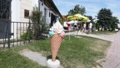 Das Eisstanitzel mit Betonsockel wurde oft zur Beute. (Bild: Judt Reinhard)