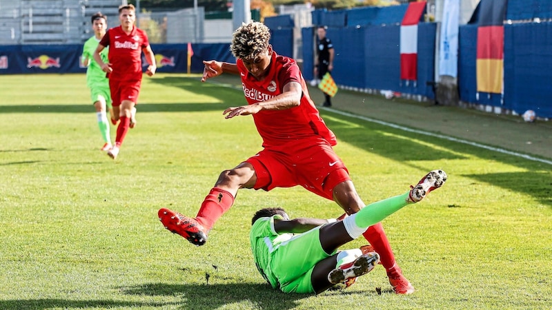 Mit Salzburgs Youth-League-Team hat Justin gegen Wolfsburg und viele andere internationale Großklubs gespielt. (Bild: 2021 FC Red Bull Salzburg)