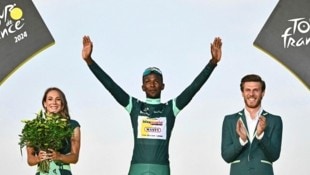 Eritrea-Profi Biniam Girmay gewann als erster Afrikaner das Grüne Trikot bei der Tour de France. (Bild: AFP/AFP or licensors)