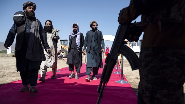 Die Taliban kämpfen um internationale Legitimität. (Bild: AFP/Wakil KOHSAR)