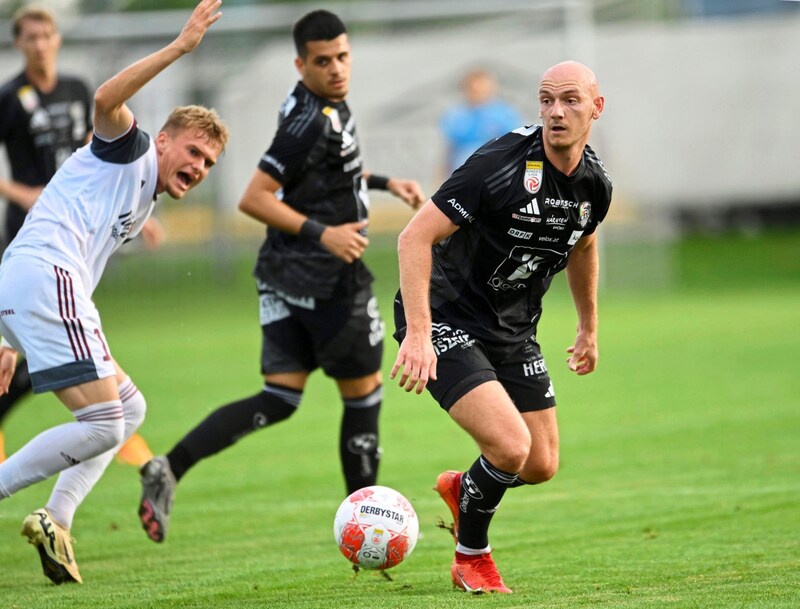 Wimmer (right) will face his former club Austria Klagenfurt on Saturday. (Bild: Pessentheiner/f. pessentheiner)