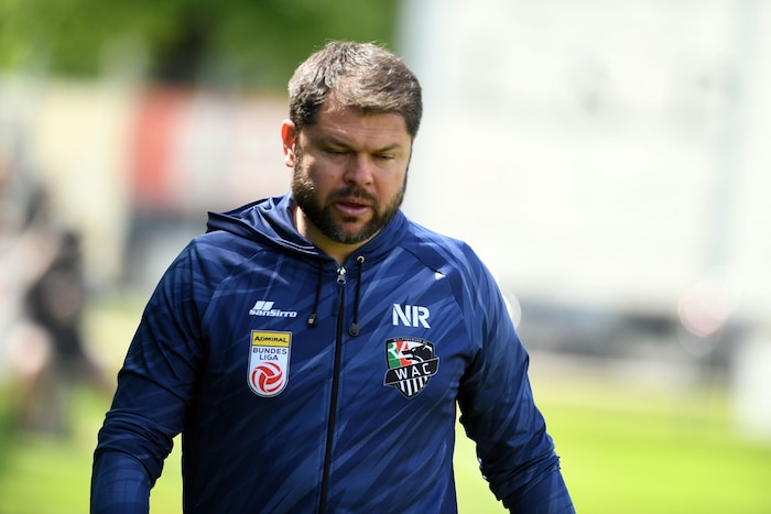 WAC amateur coach Nemanja Rnic.