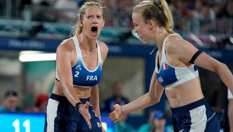 Alexia Richard (left) and Lezana Placette (Bild: AP/Robert F. Bukaty)