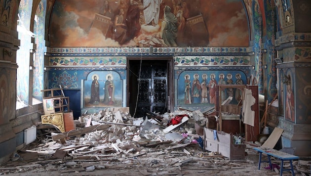 A destroyed church in the Donetsk region (Bild: AFP/Anatolii Stepanov)