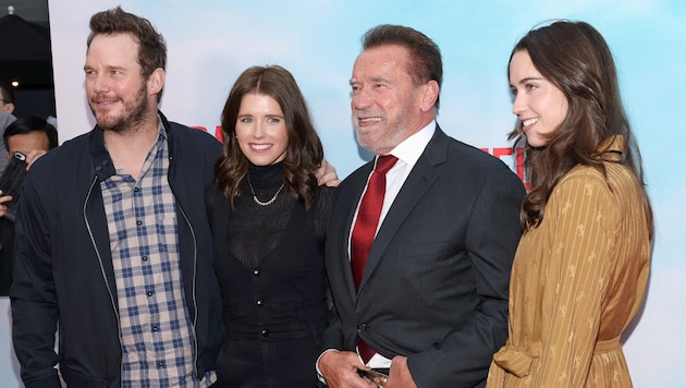 Chris Pratt, Katherine Schwarzenegger, Arnold Schwarzenegger und Christina Schwarzenegger 2023 (Bild: AFP/2023 Getty Images)