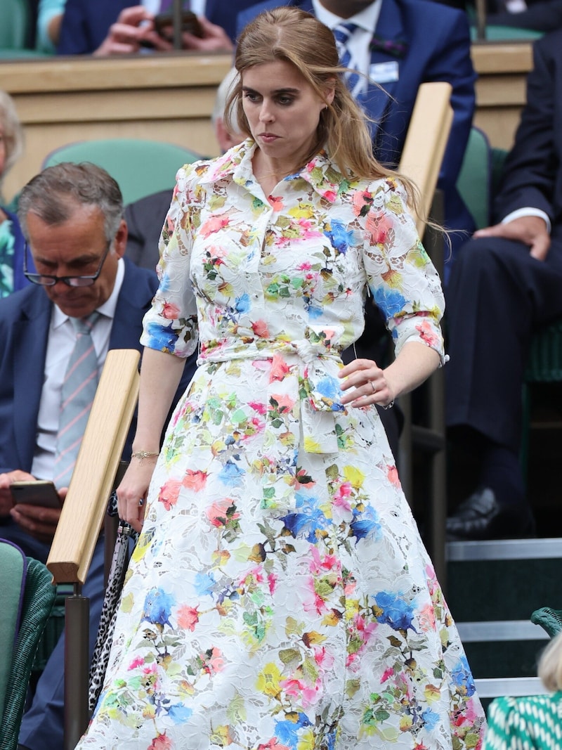 Princess Beatrice in a floral dress at Wimbledon ... (Bild: www.viennareport.at/Stephen Lock / i-Images / Polaris)