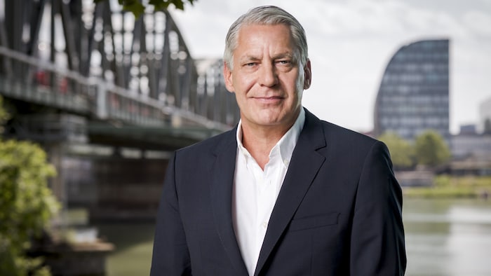 Sky-Österreich-Sportchef Uwe König blickt optimistisch in die neue Fußballsaison.