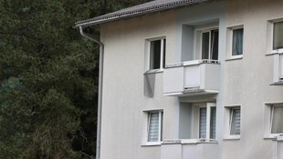 Ein Vierjähriger stürzte in Weyer aus dem zweiten Stock.