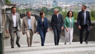 Die Salzburger Landesregierung erhöht sich die Gehälter.