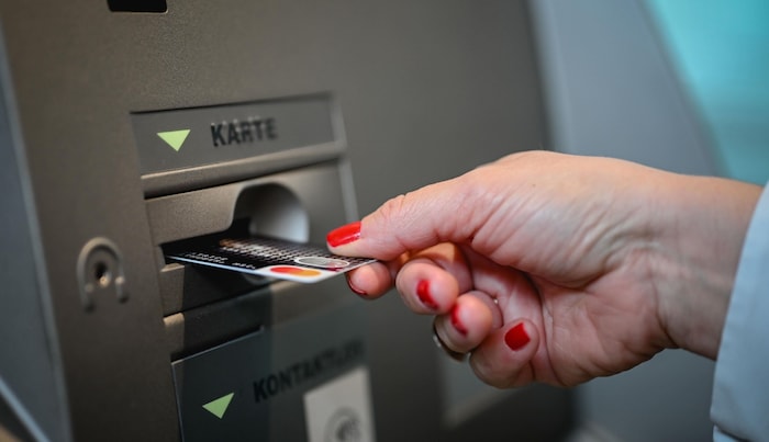 More cash was withdrawn from ATMs again last year.