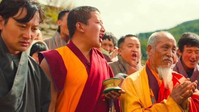 Regie führte Pawo Choyning Dorji, dessen Debütfilm „Lunana – Das Glück liegt im Himalaja“ 2022 ...