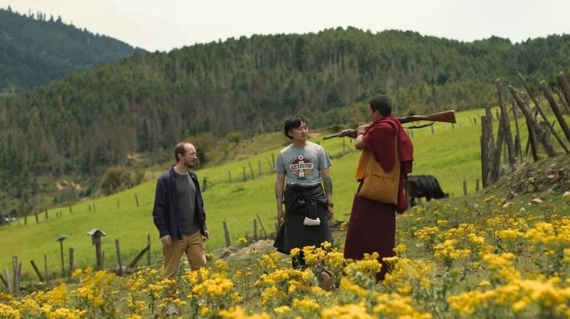 Ab sofort im Kino: „Was will der Lama mit dem Gewehr?“ (Bild: Pyramide Distribution)