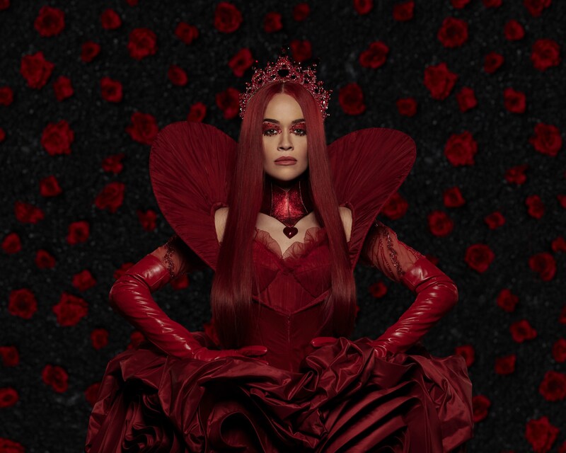 Rita Ora as the Queen of Hearts in "Descendants: The Rise Of Red" (Bild: Disney/Edward Herrera)