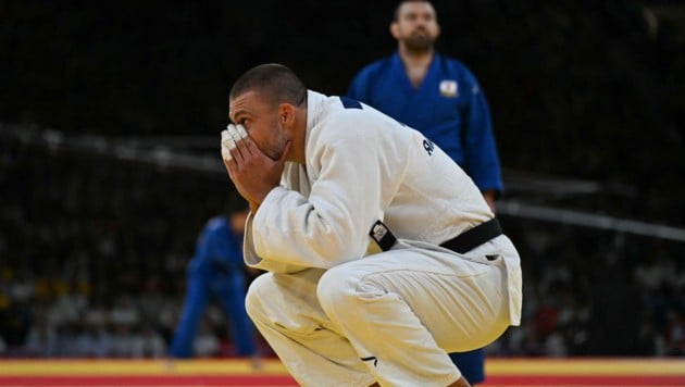 Aaron Fara scheitert in der ersten Runde. (Bild: APA/AFP/Luis ROBAYO)