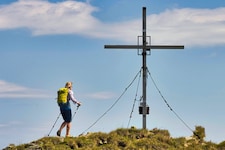 Grandiose und unvergessliche Ausblicke belohnen den Wanderer nach erfolgtem Aufstieg. (Bild: Weges)