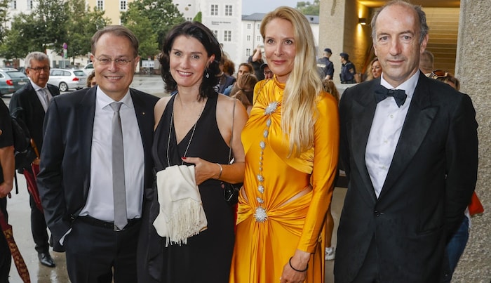 "Spar" Supervisory Board Chairman Gerhard Drexel and his wife Andrea (left) came with "Krone" publisher Christoph Dichand and his wife Eva Dichand