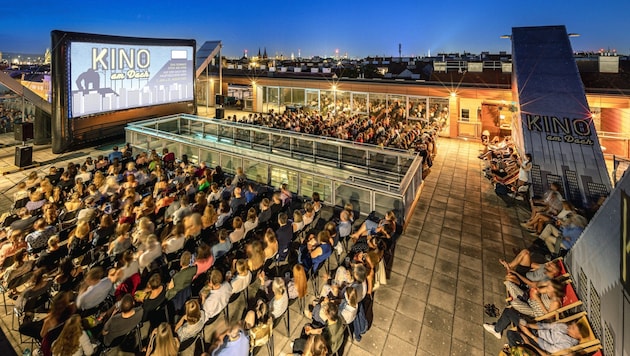 Das „Kino am Dach“ über der Wiener Hauptbücherei ist eines der ganz großen Open-Air-Cineasten-Highlights des Landes. (Bild: Go! Go! Gorilla/Stefan Dworak)