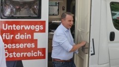 SPÖ-Chef Andreas Babler tourt im Wohnmobil durchs Land. (Bild: Tschepp Markus)