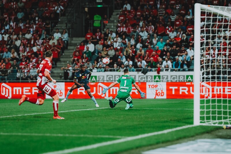 Nene traf traumhaft zum 2:0. (Bild: 2024 FC Red Bull Salzburg)