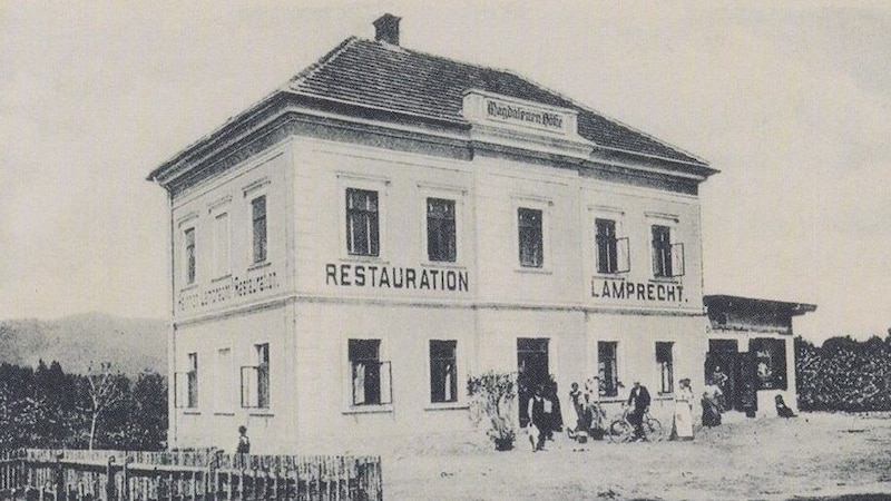 The oldest photo of the inn. (Bild: zVg)