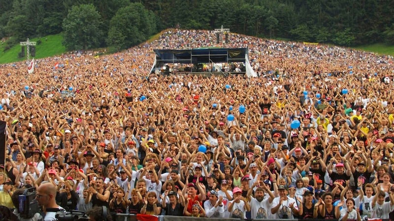 Thousands of fans made the pilgrimage to Finkenberg in 1999. (Bild: Birbaumer Christof)