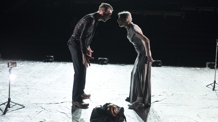 Oresteia I - IV 2024: Sebastian Rudolph (Apollo), Barbara Nüsse (Erinnyes)
