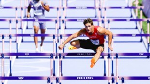 Enzo Diessl lief die 110 m Hürden in 13,63 Sekunden.