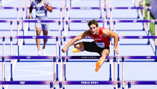 Enzo Diessl ran the 110 m hurdles in 13.63 seconds. (Bild: GEPA/GEPA pictures)