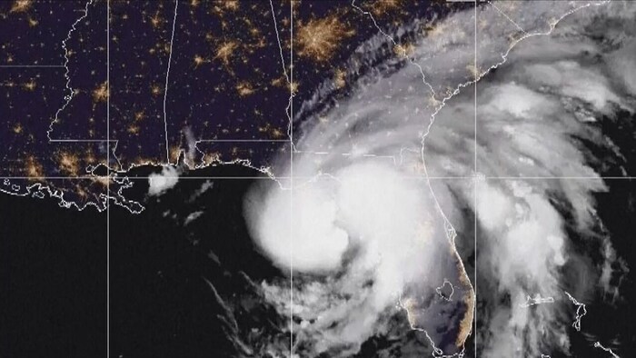 Entlang der Golfküste Floridas drohen der US-Behörde NHC zufolge lebensbedrohliche Sturmfluten.