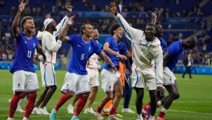 Gastgeber Frankreich feiert.