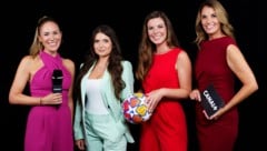 Kathi Wörndl, Marlene Breineder, Amelie Stiefvatter und Elisabeth Gamauf (von links) präsentieren auf Canal+ die UEFA-Klubbewerbe. (Bild: EVA MANHART)