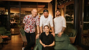 Das Team hinter den Restaurants des Starkochs: Joachim Retz, Johann Schmuck, Max Grandntner und ...