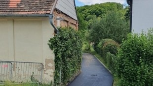 Die Hürden sind beiseite geräumt: Falkenstein bei Poysdorf hat – nach Protesten – nun auch eine „Hauptstraße für Radfahrer“. (Bild: zVg)