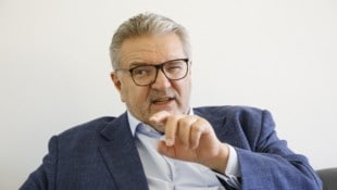 Wiens Stadtrat Peter Hacker (SPÖ) regt auch in Teil 2 des großen „Krone“-Interviews weiter auf. (Bild: Groh Klemens/klemens groh)