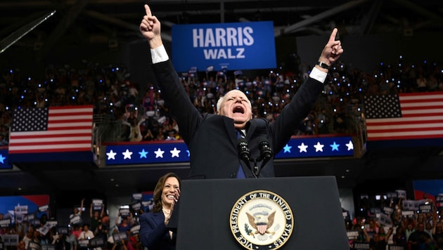 Kamala Harris´ „Running Mate“: Tim Walz (Bild: AFP/AFP or licensors)